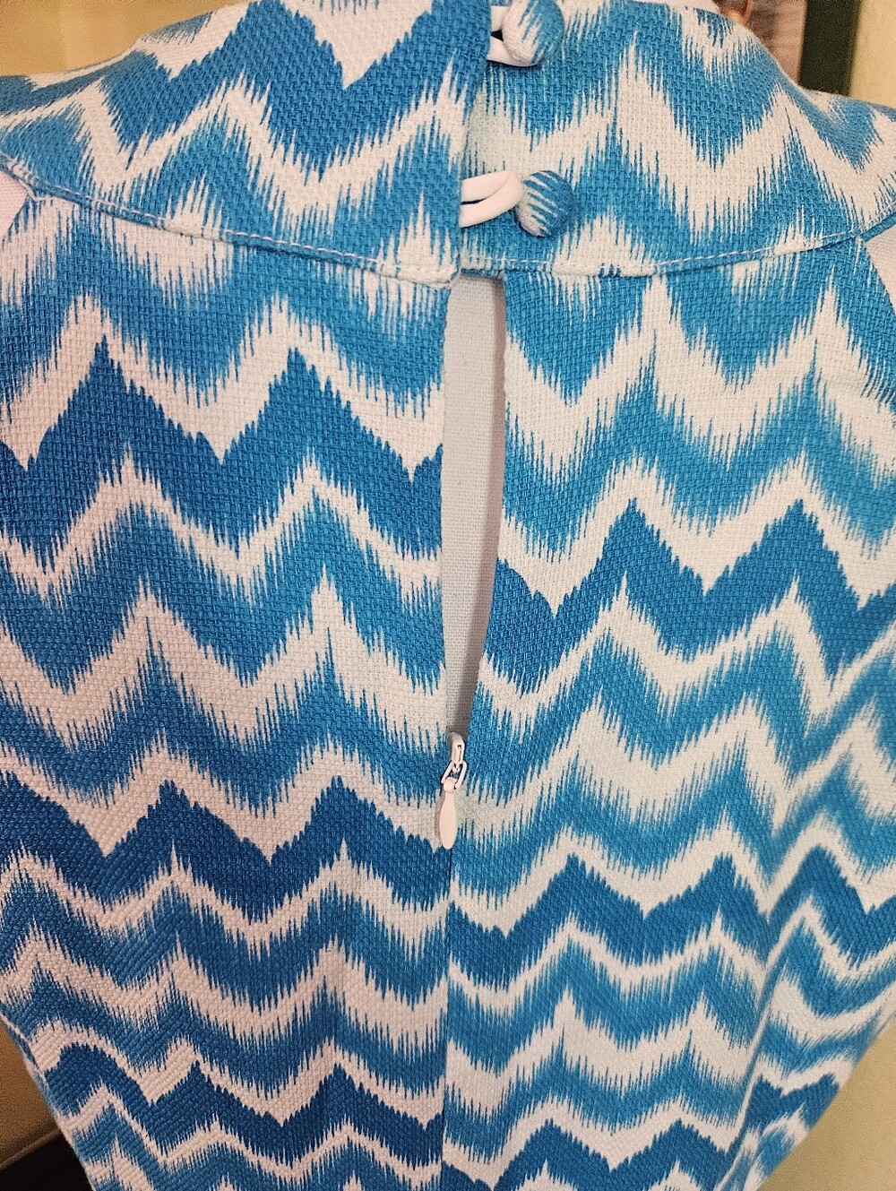 INC Blue Chevron Keyhole Neck Sleeveless Dress Sz 16 - Picture 4 of 10